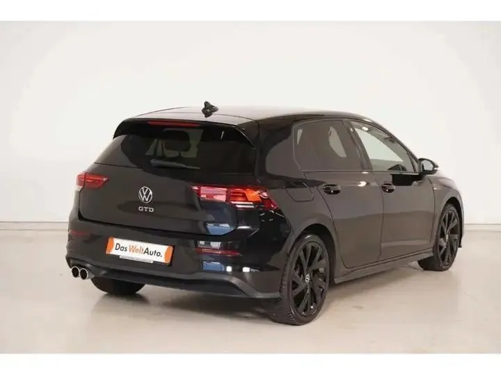 VOLKSWAGEN Golf Image 5