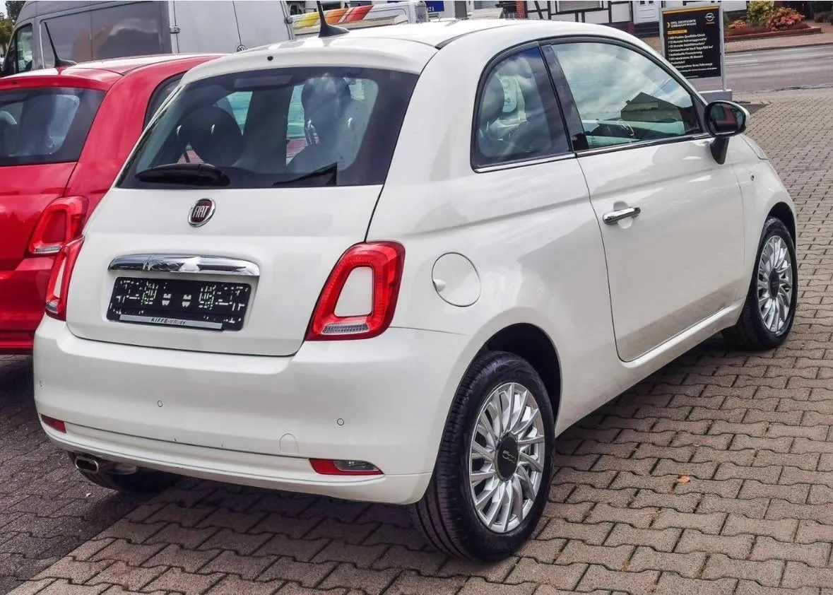 FIAT 500 1.2 Lounge Image 4