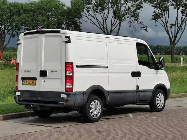 Iveco Daily 29 L 29L12 Image 3